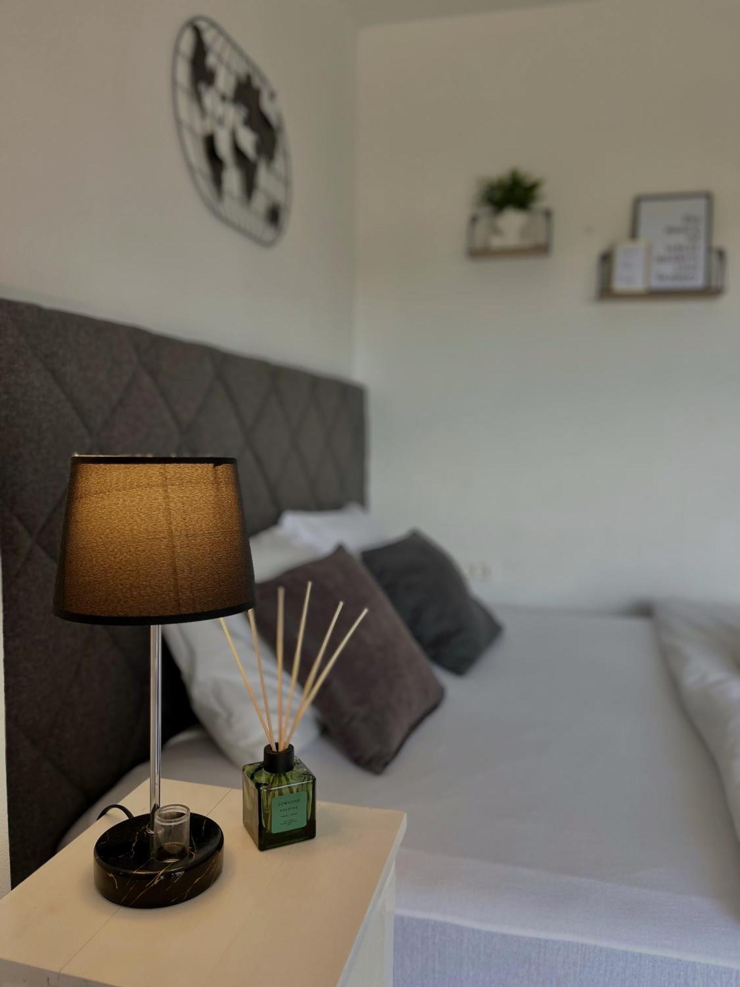 Lana Apartmani Bar Buitenkant foto